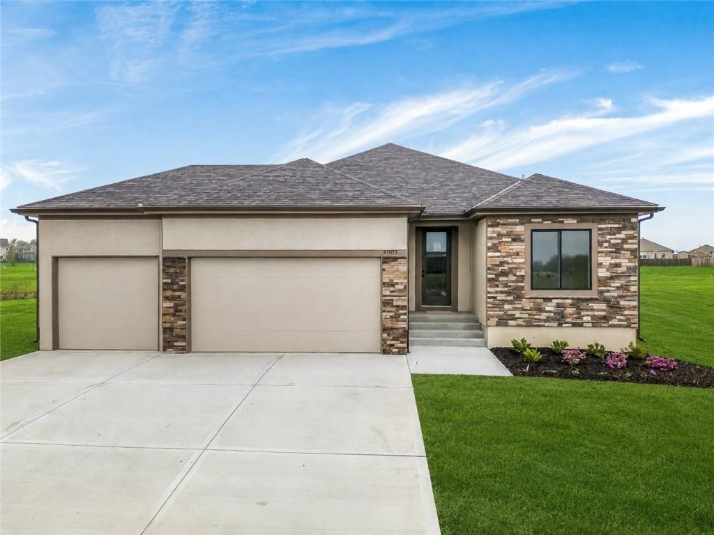 Photo of 8004 SE Hoot Owl Street