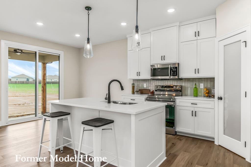 Photo 7 of 8004 SE Hoot Owl Street