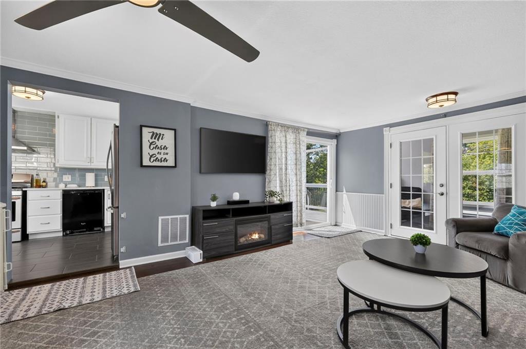 Photo 4 of 3140 S 46th Terrace