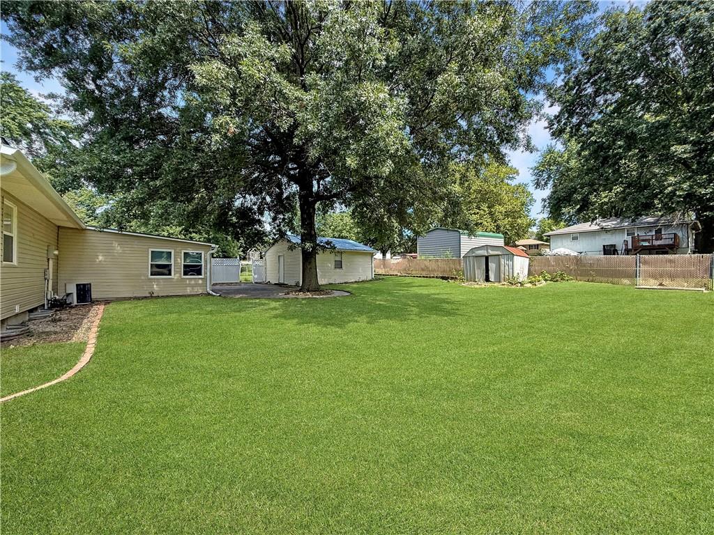 Photo 7 of 2101 Willow Street