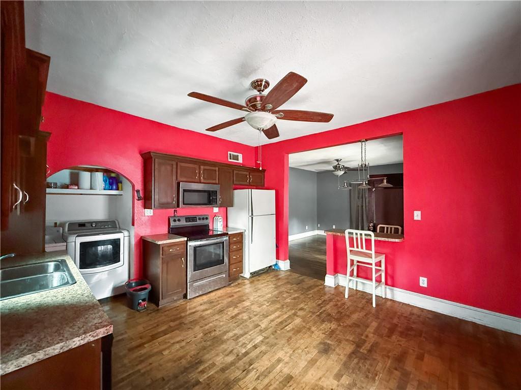 Photo 5 of 310 W 23rd Street