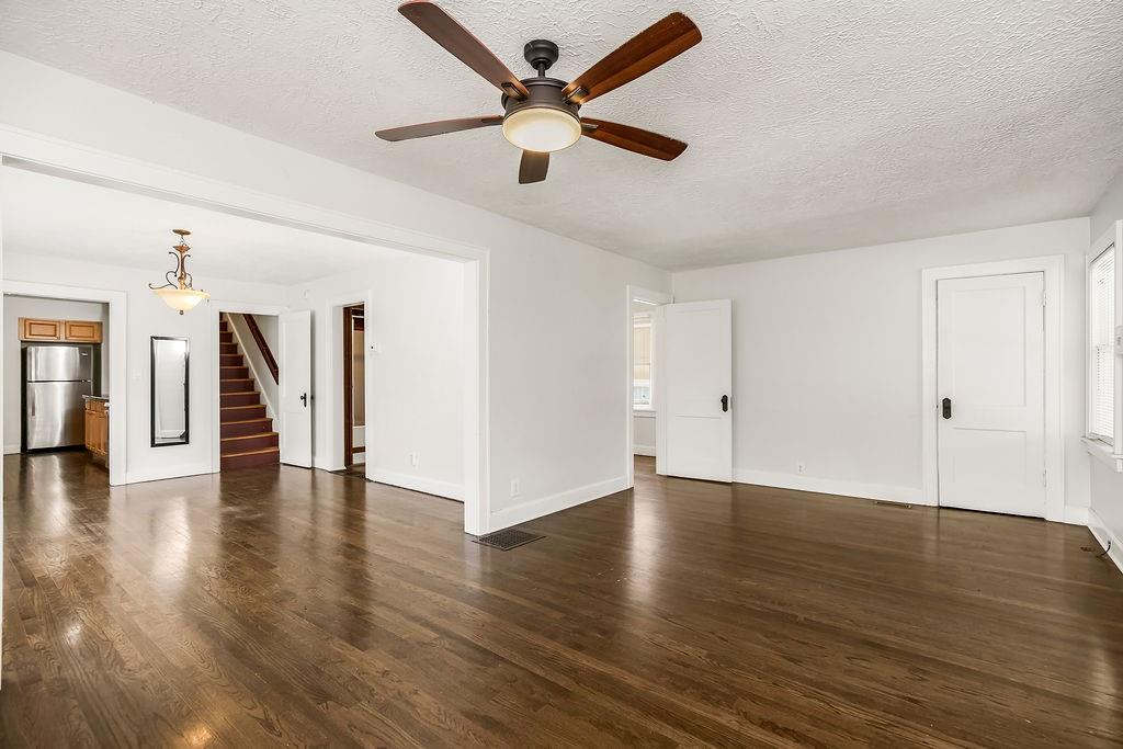 Photo 6 of 5026 VIRGINIA Avenue