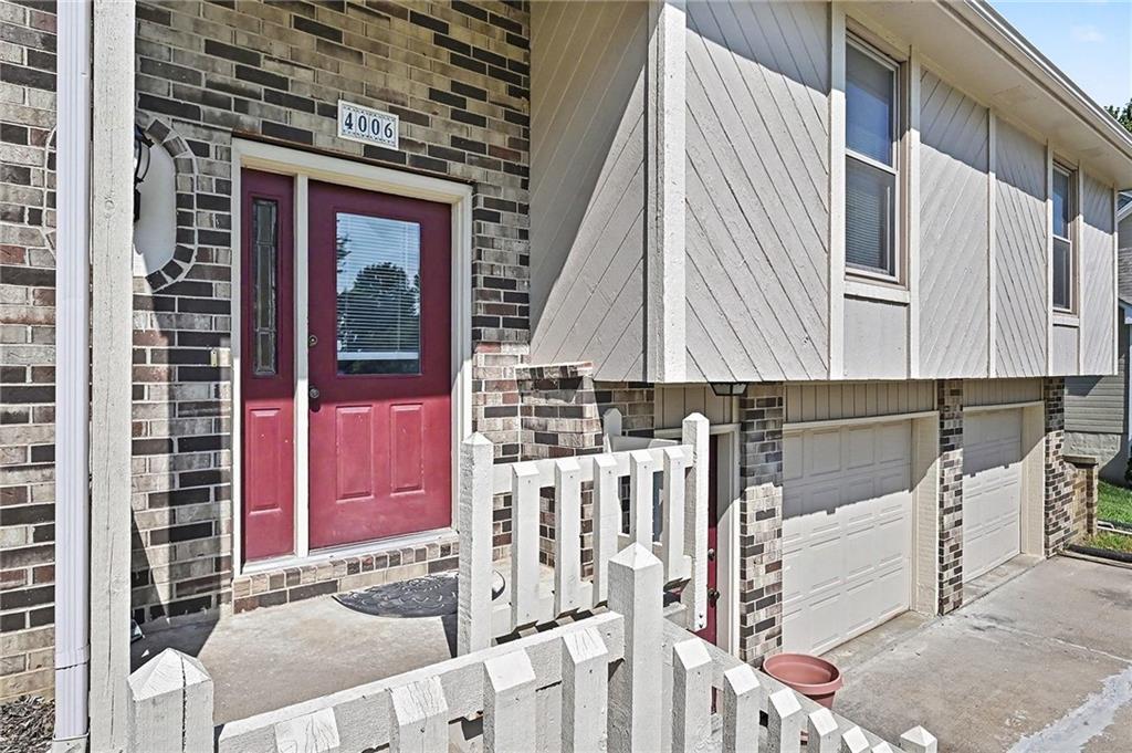 Photo 4 of 4006 N 31st Street