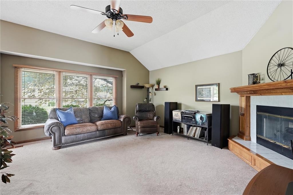 Photo 5 of 6114 N Evans Avenue