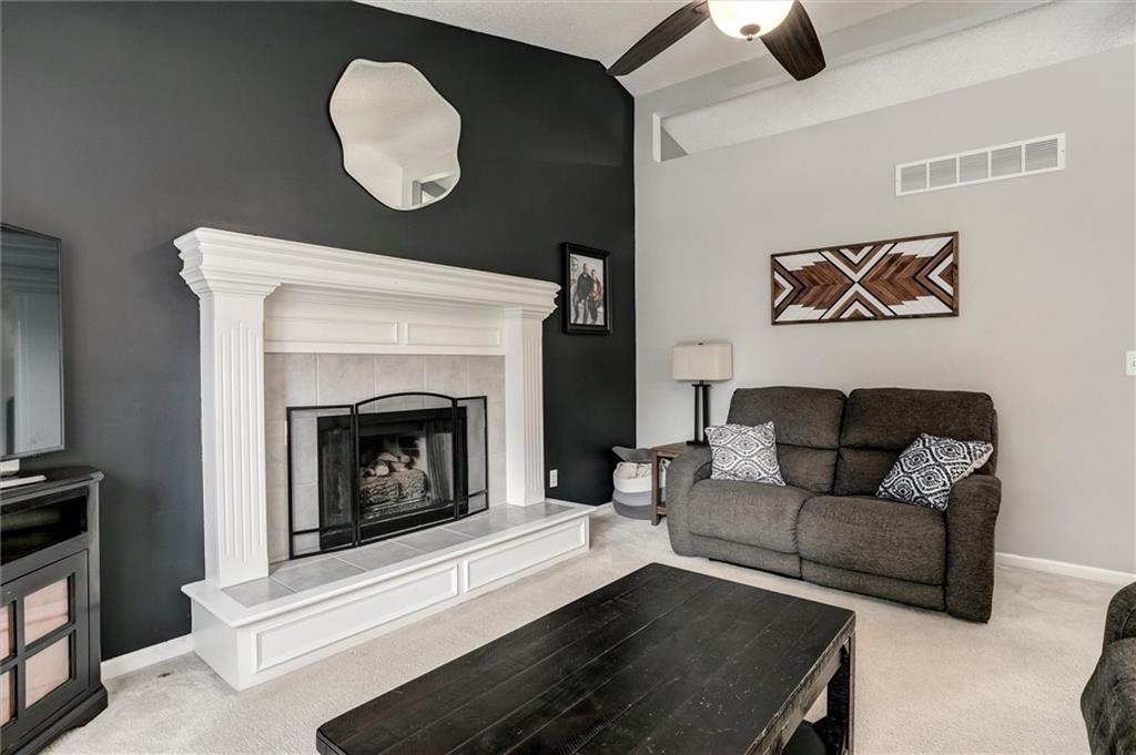 Photo 4 of 15874 W 158th Street