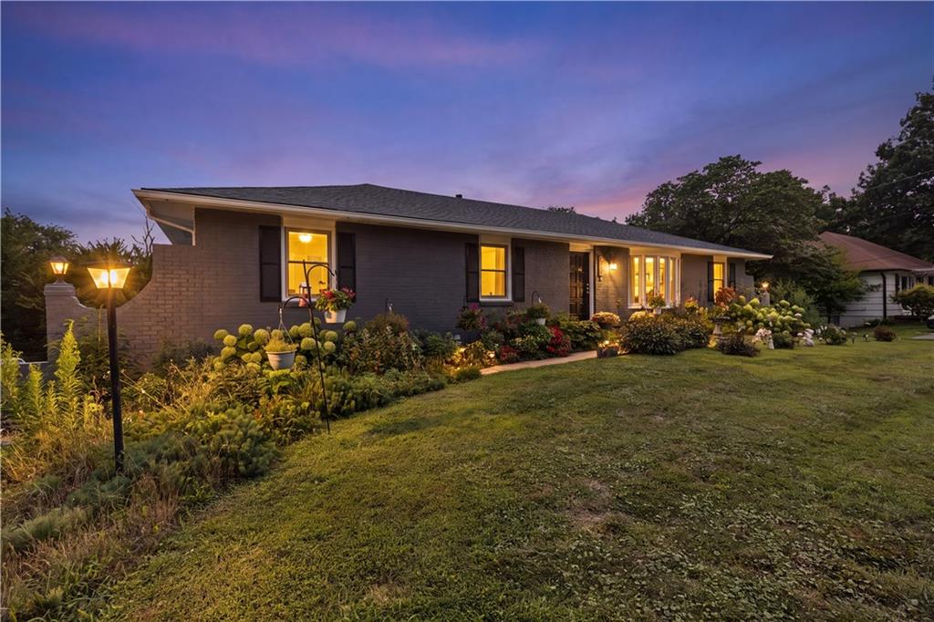 Photo 4 of 7611 Harry S Truman Drive