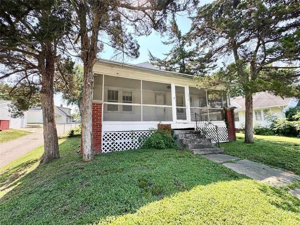 Photo of 2319 W Circle Drive