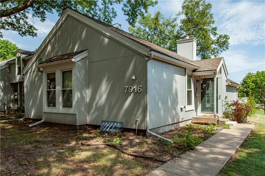 Photo of 7916 Colony Lane