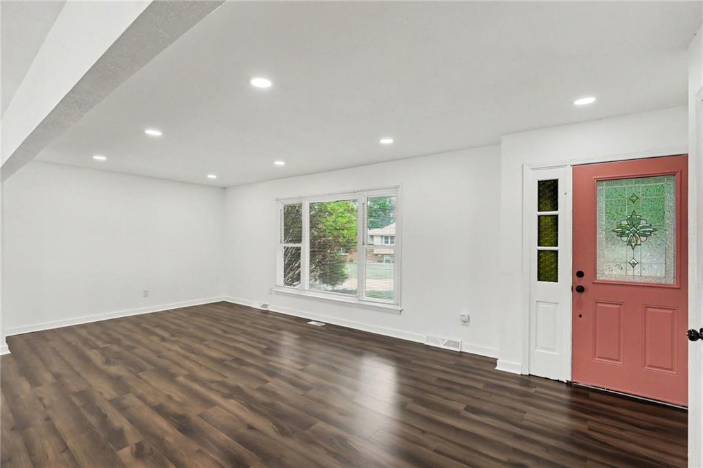 Photo 3 of 2508 NW 86th Street