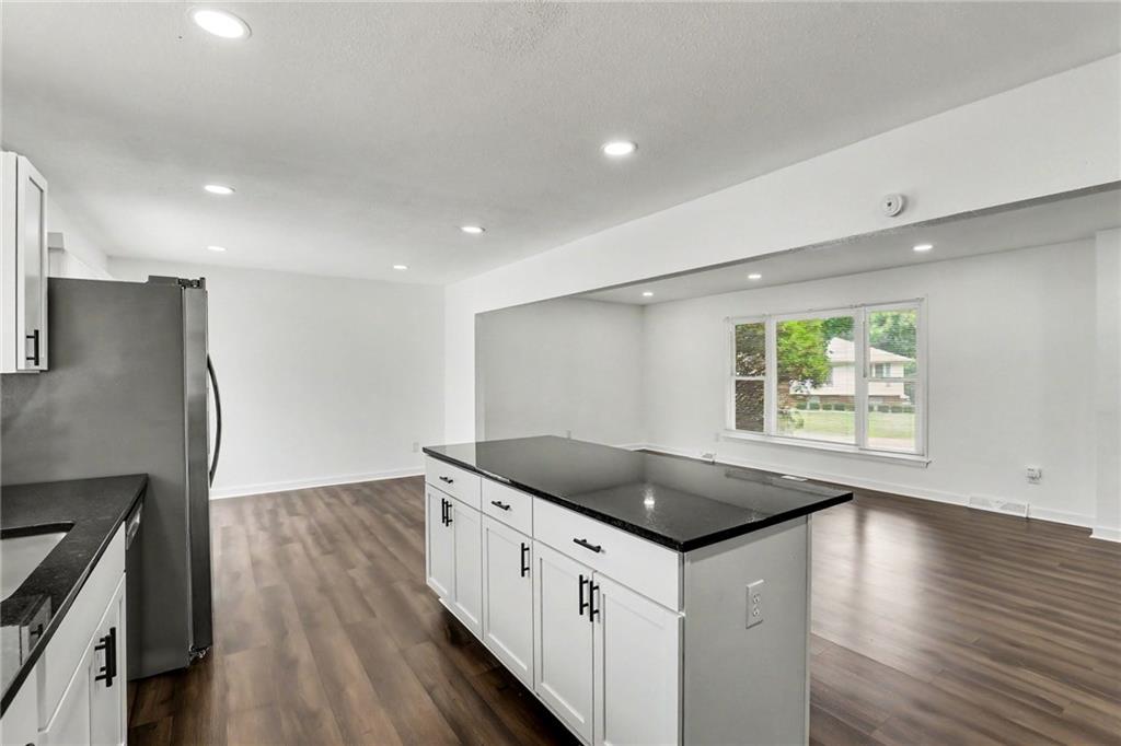 Photo 5 of 2508 NW 86th Street