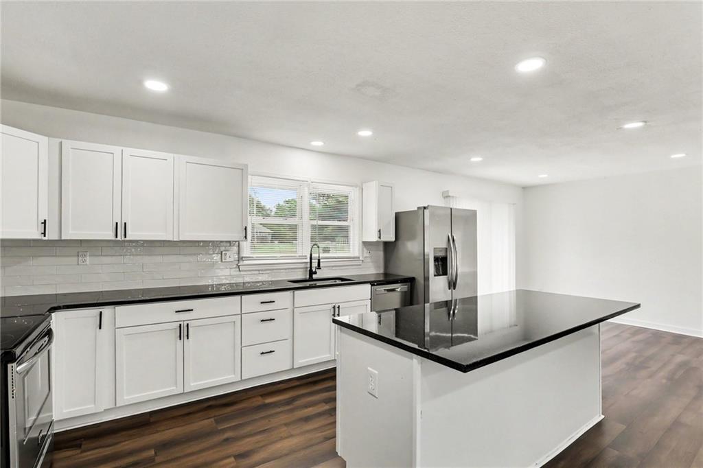 Photo 6 of 2508 NW 86th Street