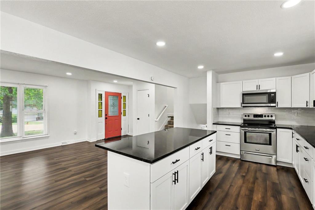 Photo 7 of 2508 NW 86th Street