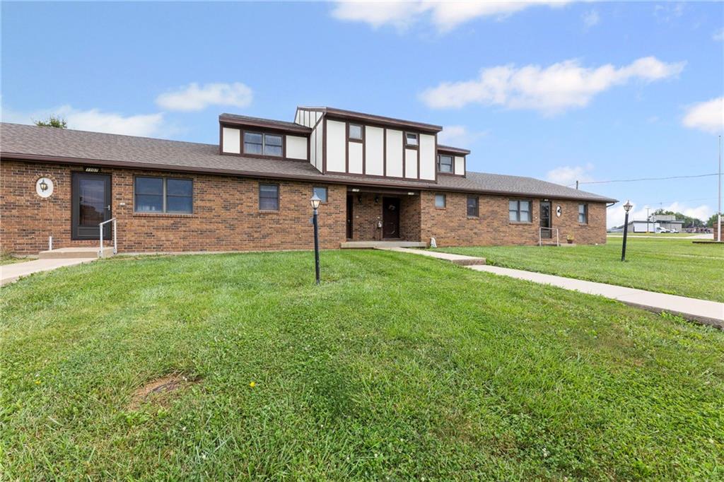 Photo 2 of 1113 Durham Drive