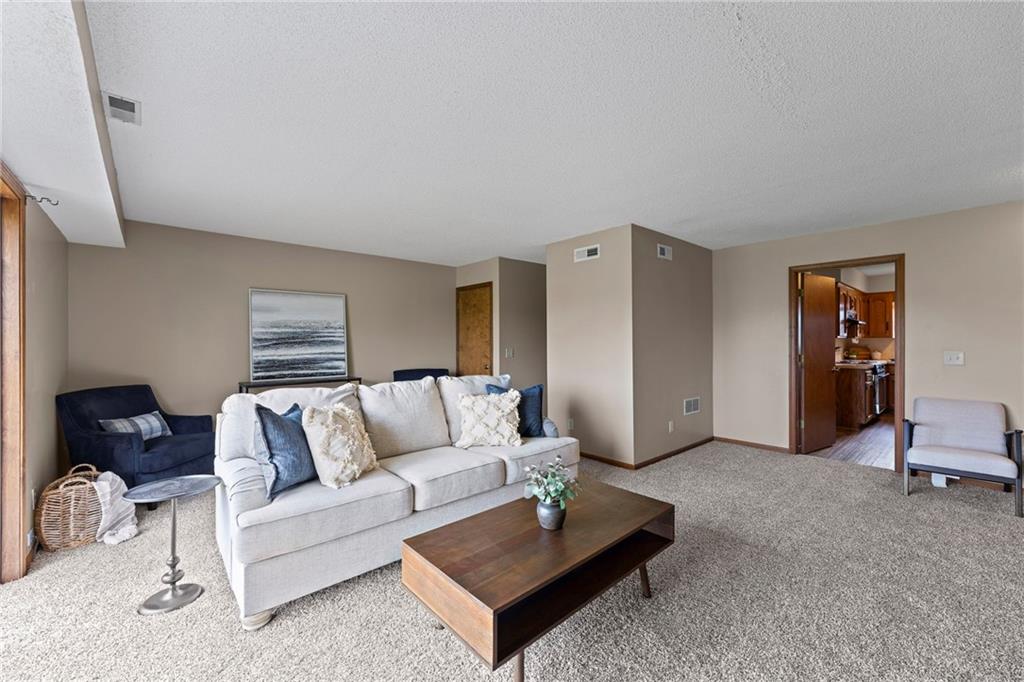Photo 5 of 1113 Durham Drive