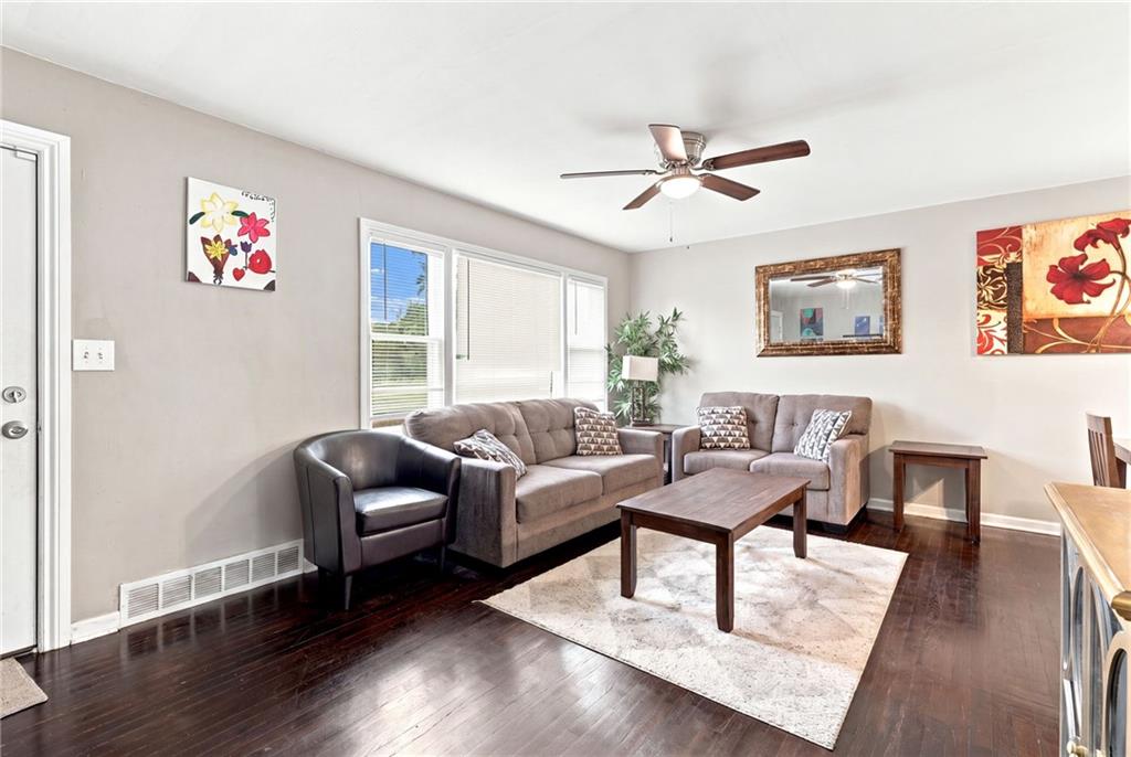 Photo 6 of 4014 Monroe Avenue