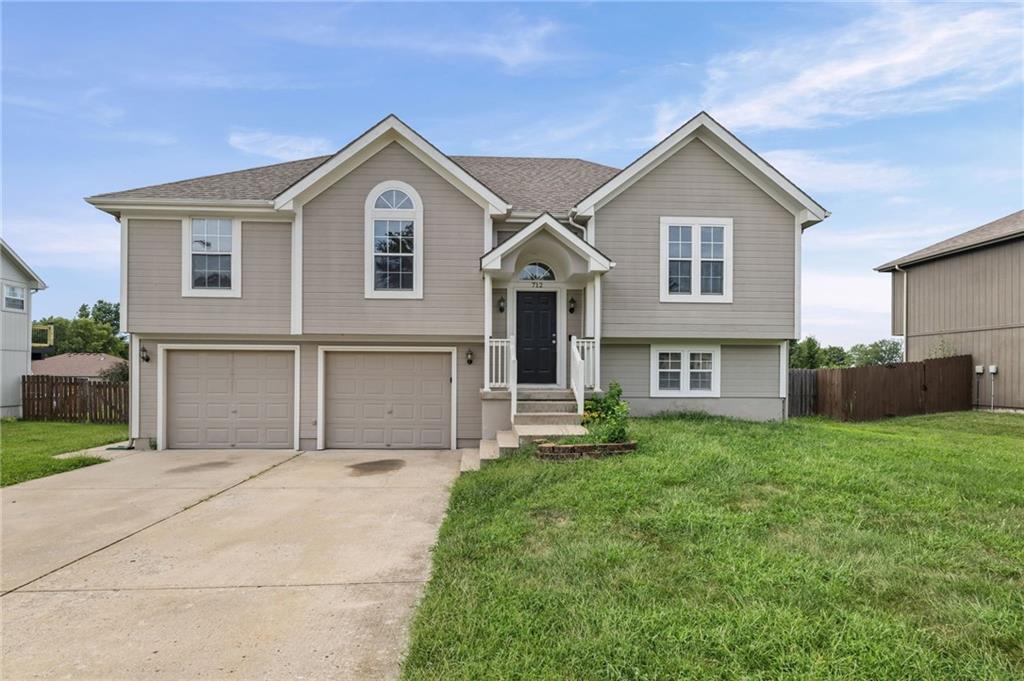 Photo of 712 S Sunset Lane