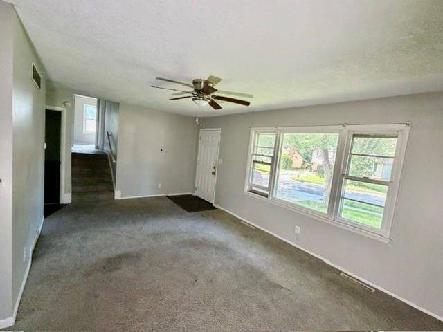 Photo 2 of 7906 E 93rd Street
