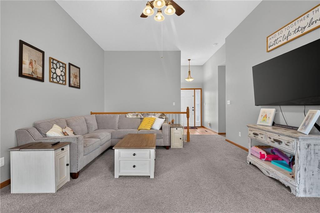 Photo 6 of 1211 NW Baytree Drive