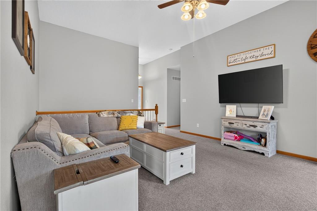 Photo 7 of 1211 NW Baytree Drive