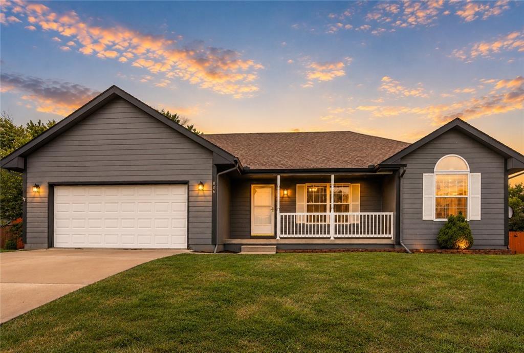 Photo of 806 Garnet Circle