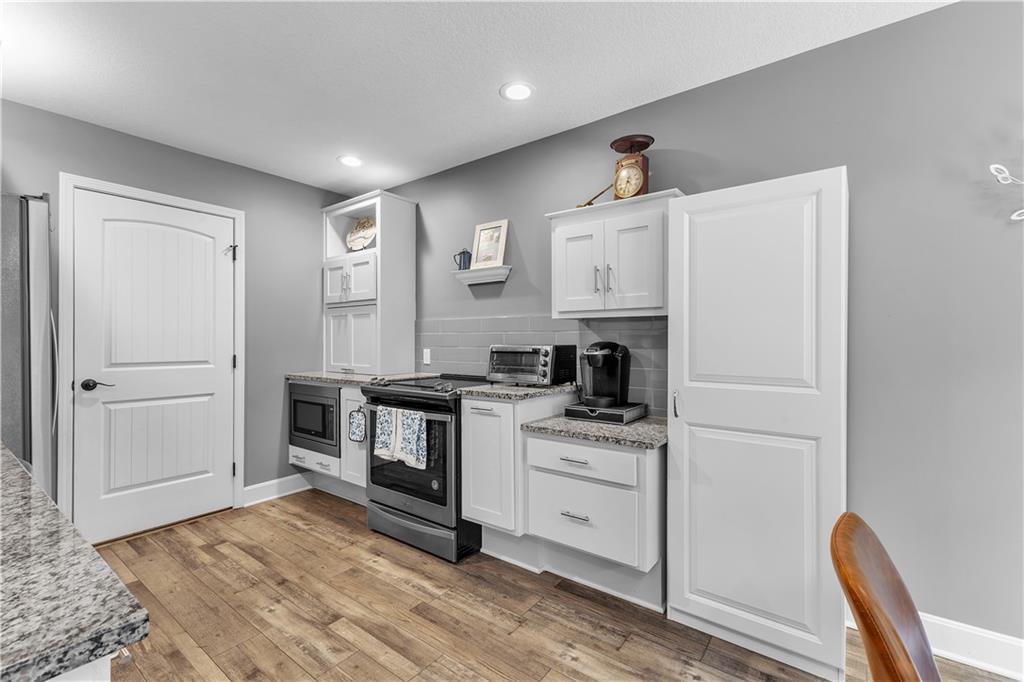 Photo 5 of 12222 N Atkins Avenue