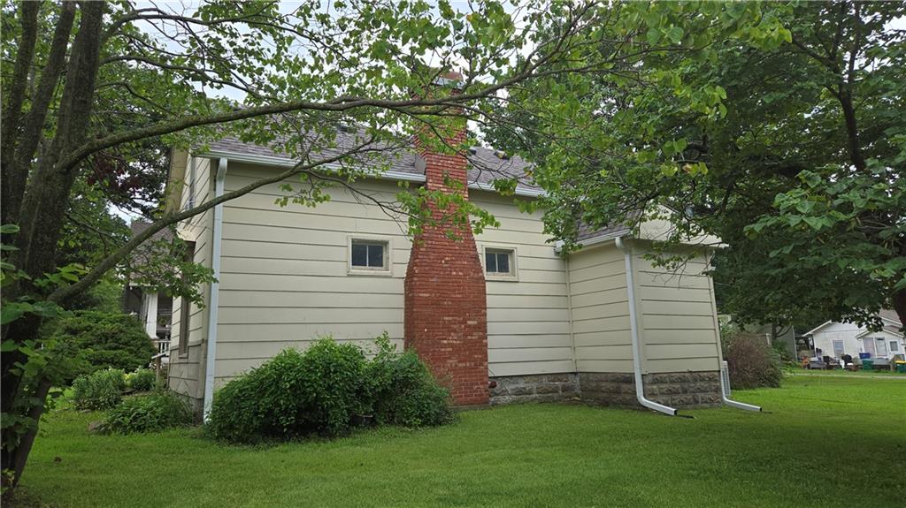 Photo 5 of 501 E Piankishaw Street