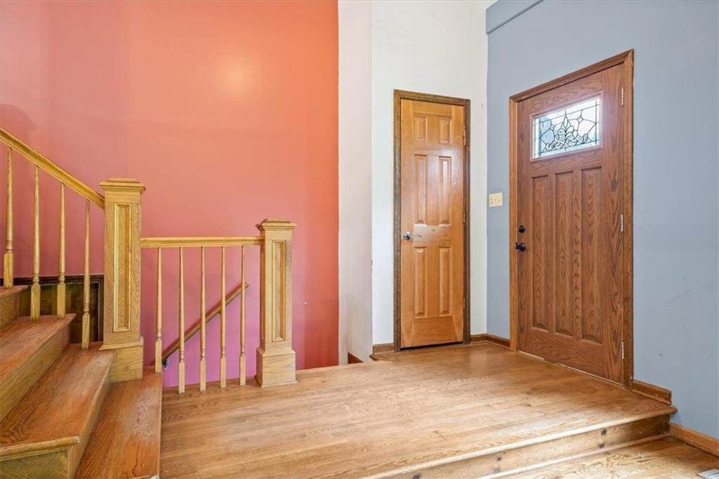 Photo 5 of 6908 Millridge Street