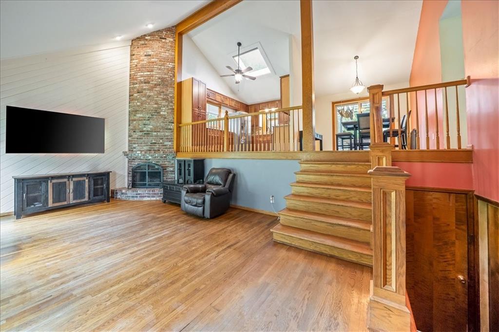 Photo 6 of 6908 Millridge Street