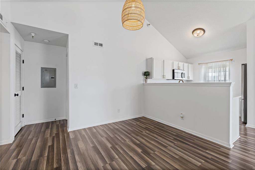Photo 5 of 5500 NE 80th Terrace #3B