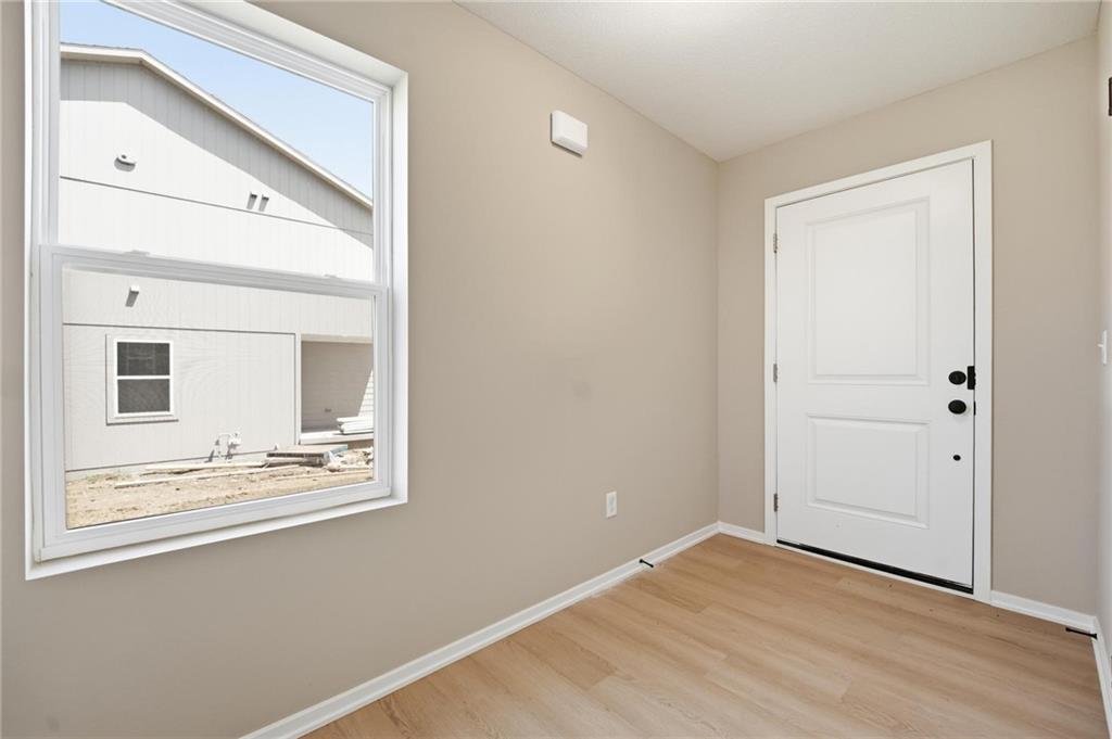 Photo 4 of 1432 S 4th Street E