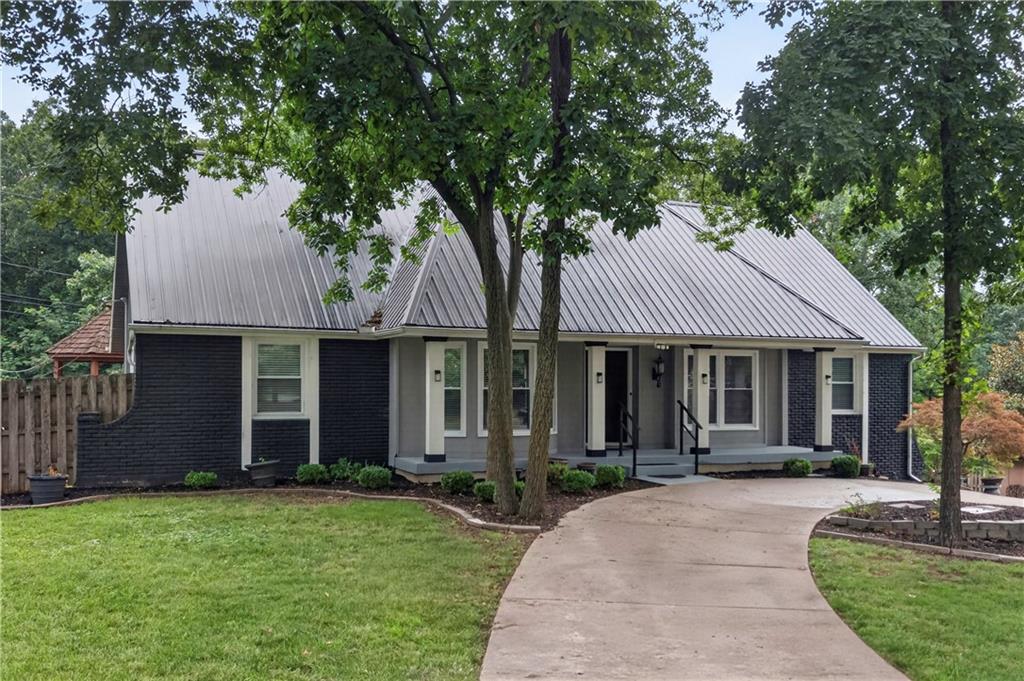 Photo of 4735 Summit Court