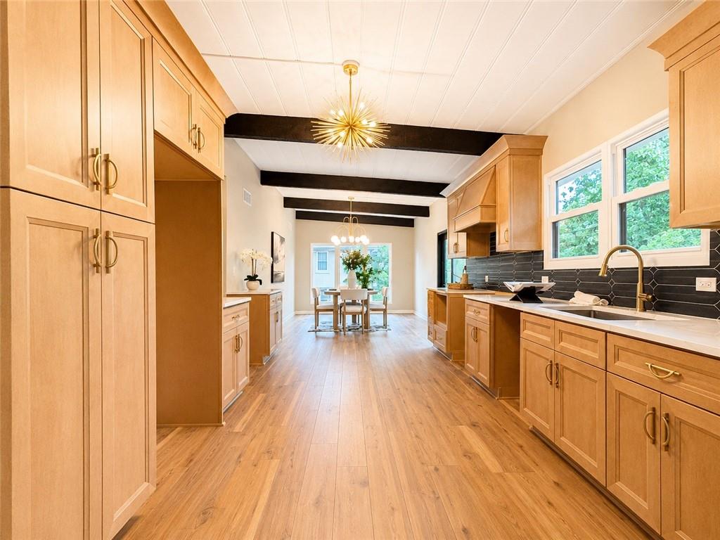 Photo 6 of 1414 Park Court