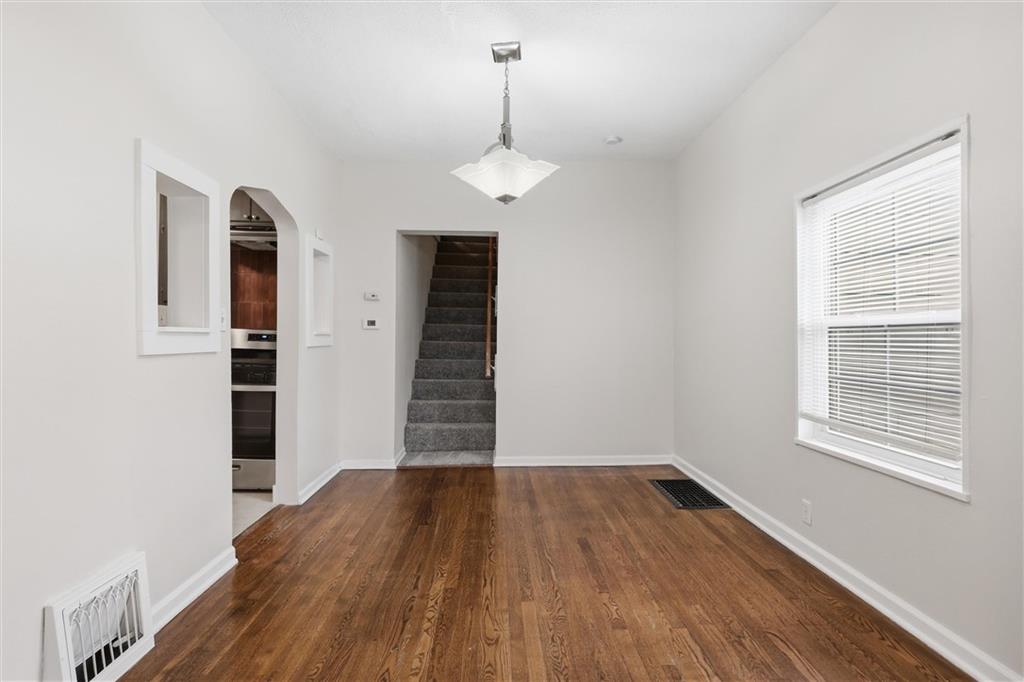 Photo 6 of 6033 Harrison Street