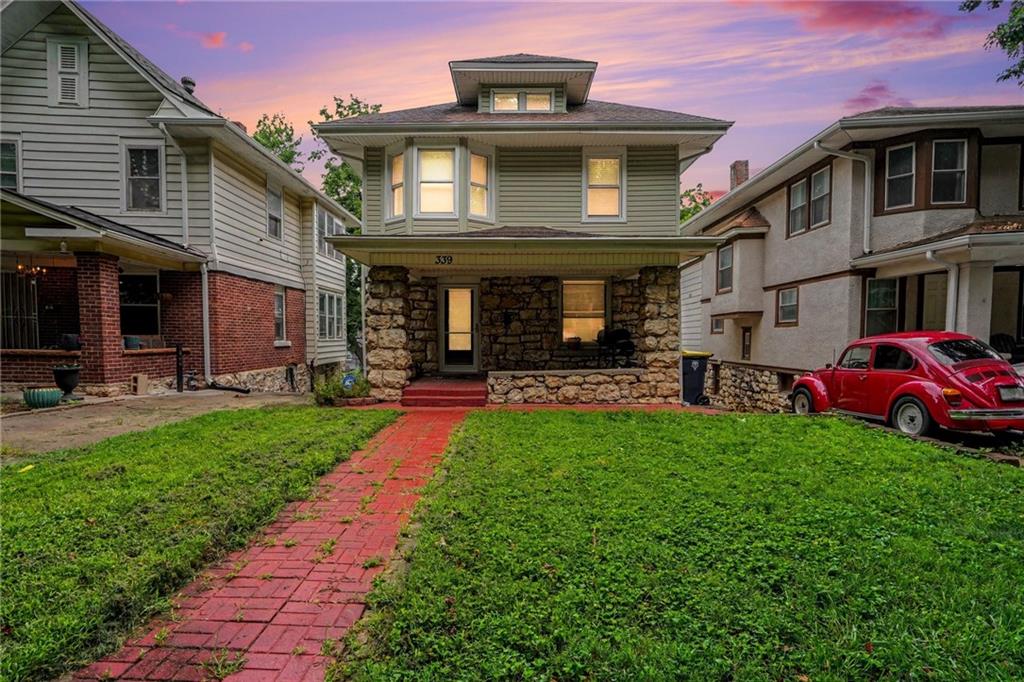 Photo of 339 Spruce Avenue