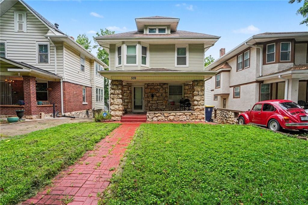 Photo 2 of 339 Spruce Avenue