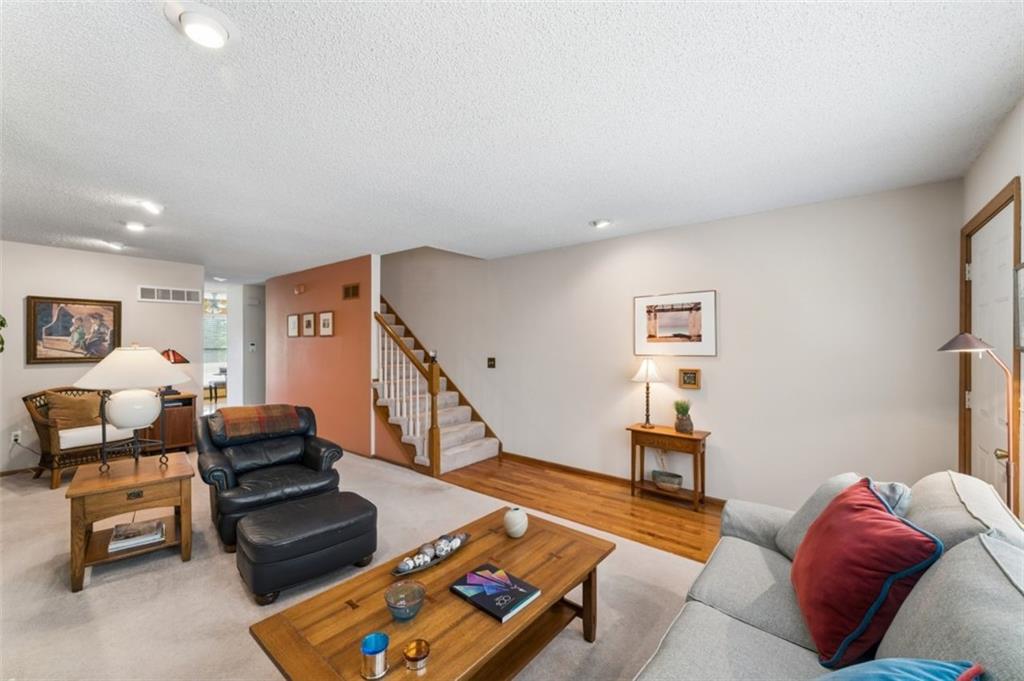 Photo 6 of 5124 W 62nd Street