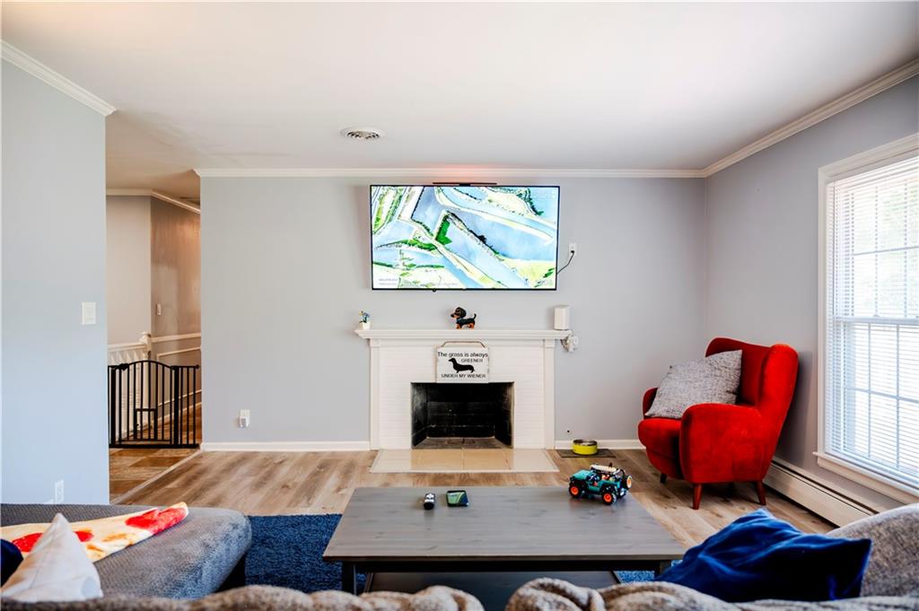 Photo 7 of 600 E Linwood Terrace