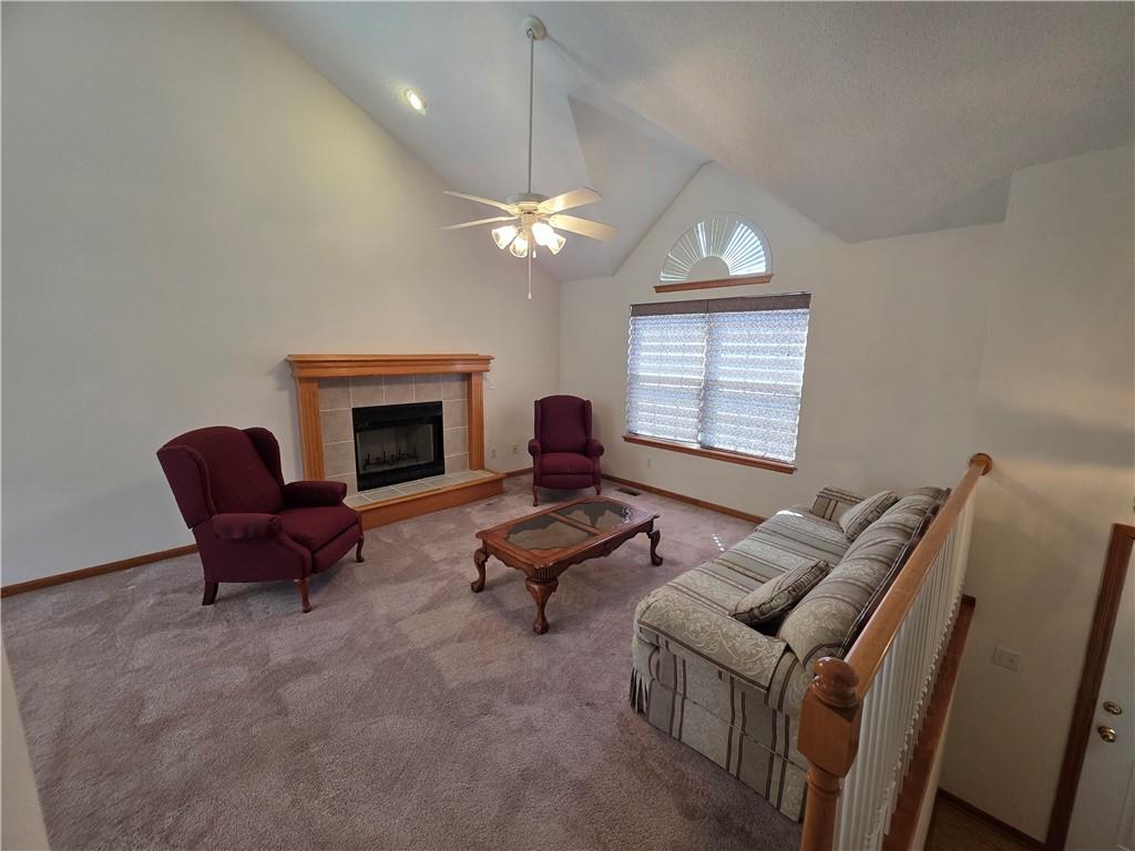 Photo 3 of 404 Blue Grass Drive