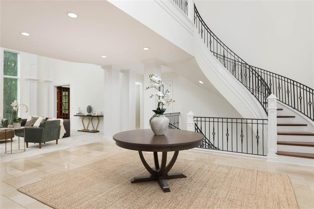 Photo 5 of 3109 W 118th Street