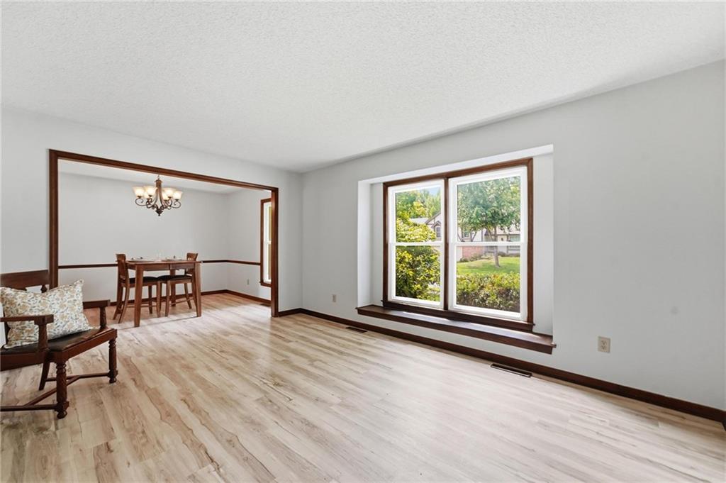 Photo 4 of 400 S NORMANDY Drive