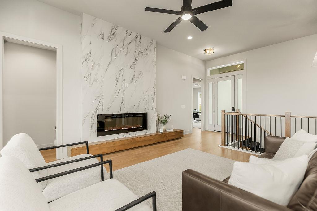 Photo 5 of 7709 N Merrimac Avenue