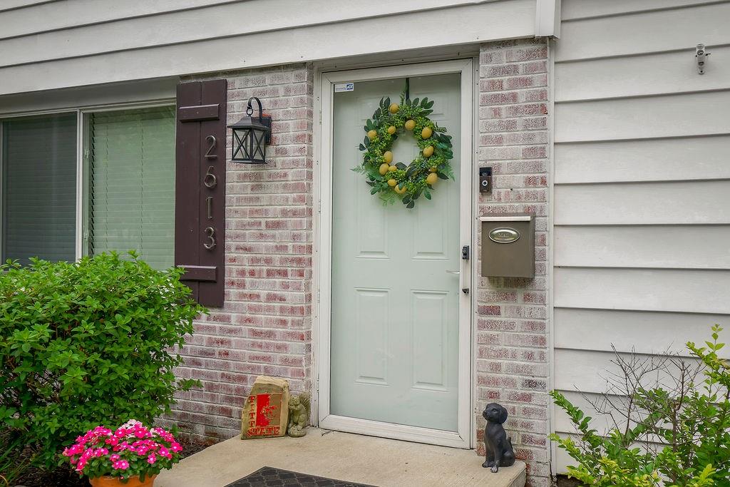 Photo 3 of 2613 W 76th Street