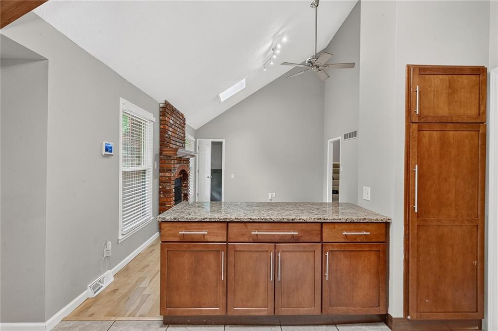Photo 3 of 7806 Caenen Street