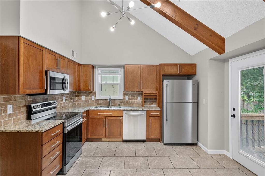 Photo 5 of 7806 Caenen Street