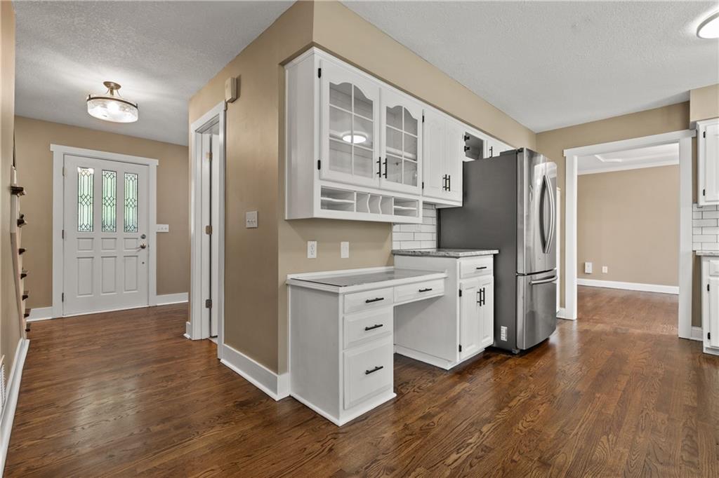 Photo 5 of 15125 W 84th Street