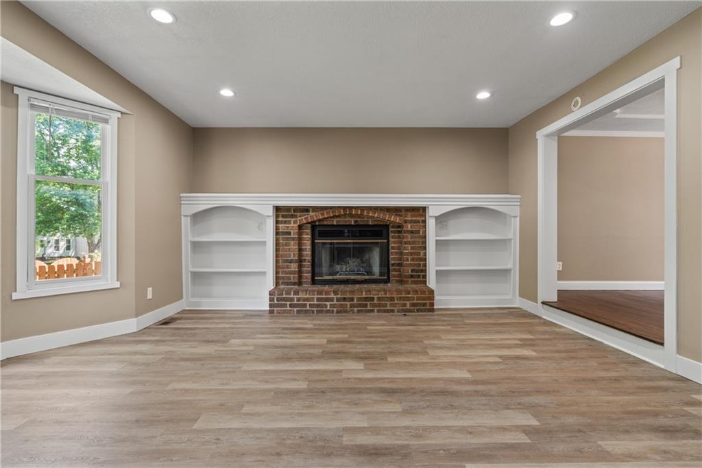 Photo 6 of 15125 W 84th Street