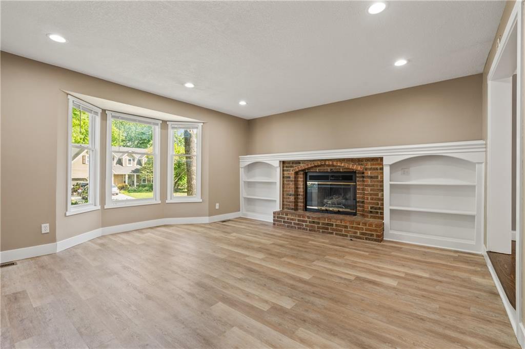Photo 7 of 15125 W 84th Street