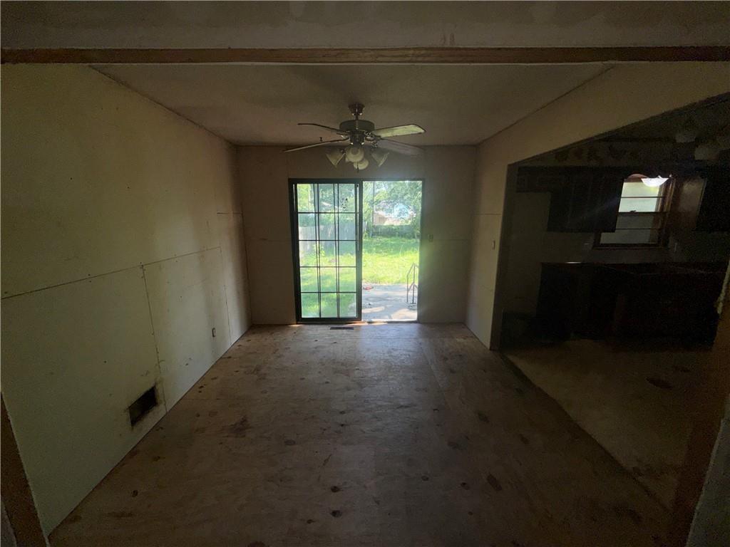 Photo 3 of 509 SW Westminister Road