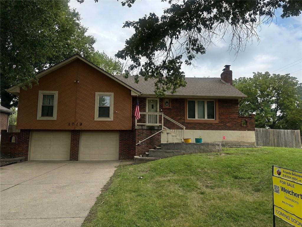 Photo of 1712 SW 20th Street in Blue Springs, MO