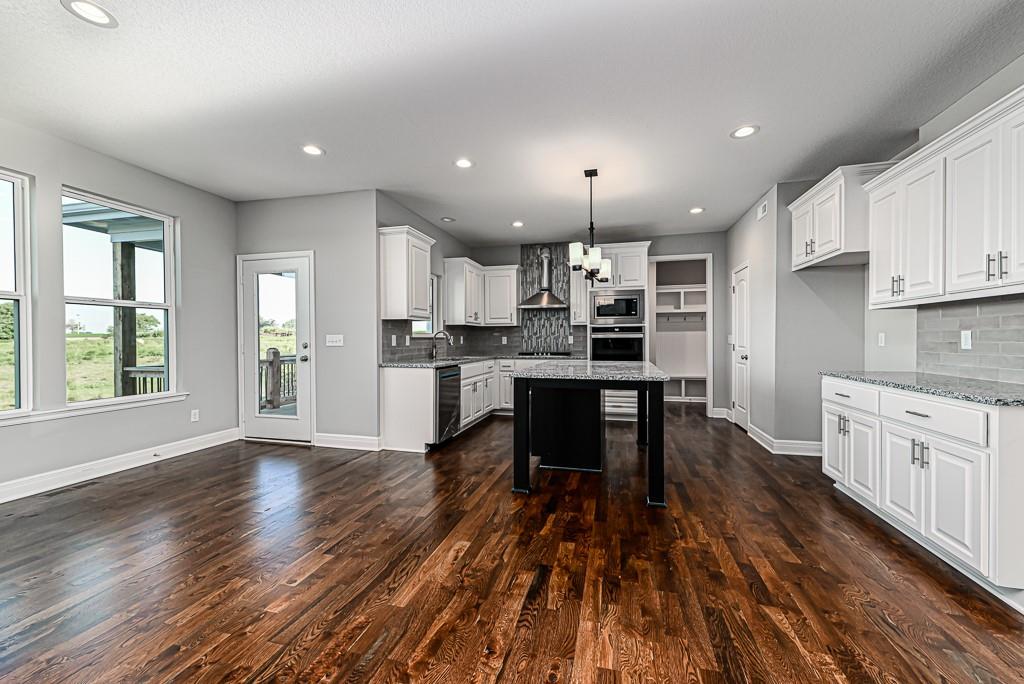 Photo 2 of 15635 Austin Court